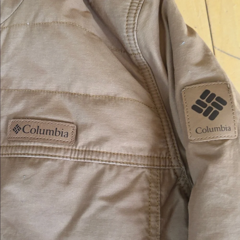 Women’s hazelnut brown hooded Columbia jacket - Picture 2 of 6